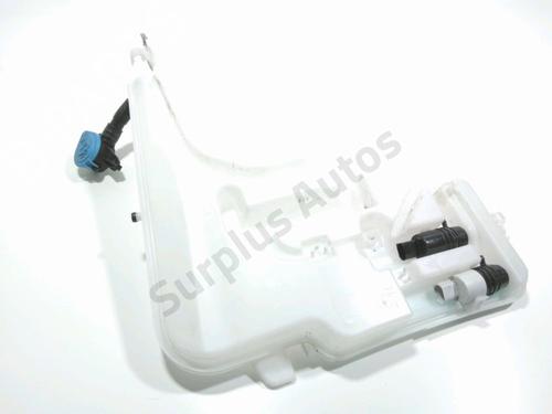 Used Windscreen washer tank BMW 1 (F20) 116 d (116 hp) 28273972