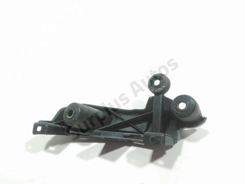 soporte-del-paragolpes-trasero-citroen-c3-iii-sx-2016-30654747 main image