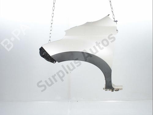 Used Left front fenders Left front fenders TOYOTA URBAN CRUISER (_P1_) 1.4 D-4D 4WD (NLP115_, NLP115R) (90 hp) 36374327 36374327