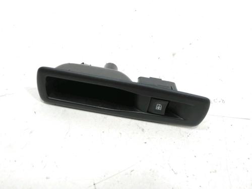 Used Left rear window switch RENAULT MEGANE III Hatchback (BZ0/1_, B3_) 1.5 dCi (BZ09, BZ0D, BZ1W, BZ29, BZ14) (110 hp) 31000522
