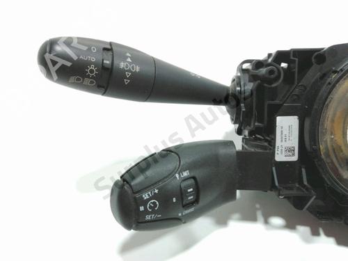 Steering wheel controls PEUGEOT 5008 (0U_, 0E_) 2.0 HDi 150 / BlueHDi 150 | BP28227403E15 