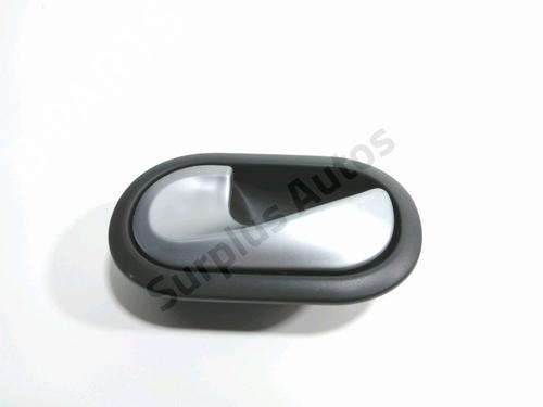 Venstre bak invendig håndtak RENAULT CLIO III (BR0/1, CR0/1) 1.5 dCi (75 hp) 30269382