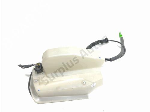 front-right-lock-tesla-model-y-5yjy-2019-36661037 main image