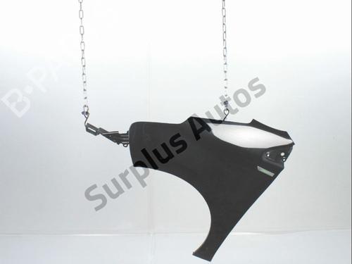 Used Left front fenders Left front fenders 37017692 37017692