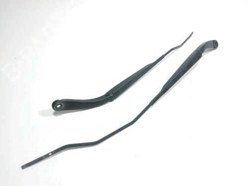 Used Front windshield wiper arm RENAULT MEGANE II (BM0/1_, CM0/1_) 1.6 16V (112 hp) 28271754