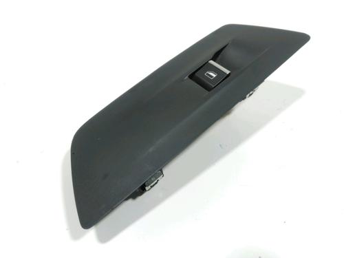 Used Right front window switch Right front window switch 37772942 37772942