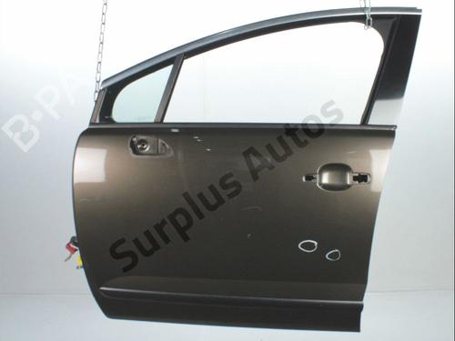 left-front-door-peugeot-3008-i-mpv-0u_-2009-2010-2011-2012-2013-2014-2015-2016-2017-32260914 main image