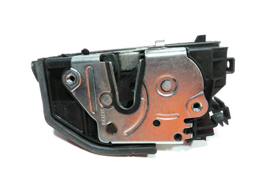 Used Front left lock BMW 1 (F21) 118 d (143 hp) 28248016