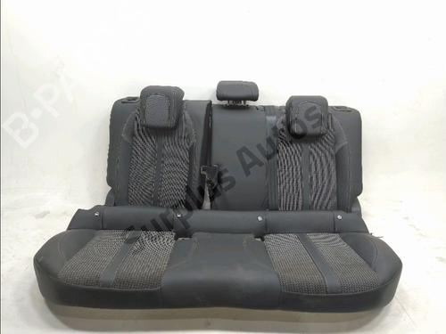 Used Rear seat Rear seat PEUGEOT 2008 II (UD_, US_, UY_, UJ_, UR_, UC_) 1.2 PureTech 130 (USHNS, URHNS) (130 hp) 33160425 33160425
