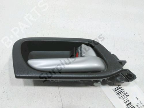Used Front right interior door handle Front right interior door handle HONDA CIVIC IX (FK) 1.4 i-VTEC (FK1) (99 hp) 30996205 30996205
