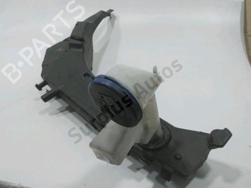 Used Windscreen washer tank Windscreen washer tank PEUGEOT 308 II (LB_, LP_, LW_, LH_, L3_) 1.2 THP 130 (131 hp) 33867951 33867951