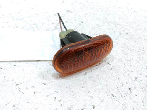 Used Right side indicator RENAULT CLIO II (BB_, CB_) 1.2 (BB0A, BB0F, BB10, BB1K, BB28, BB2D, BB2H, CB0A,... (58 hp) 31005417