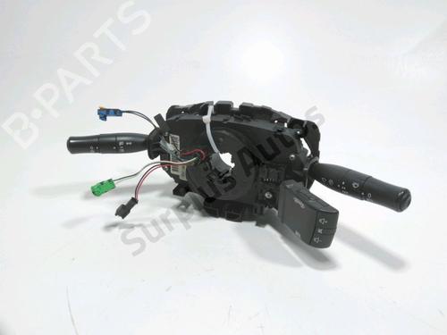 Commandes au volant Commandes au volant RENAULT MEGANE II Estate (KM0/1_) 1.9 dCi (131 hp) 34416399 34416399