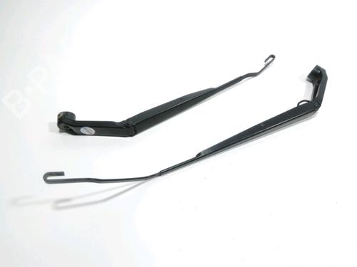 Used Front windshield wiper arm Front windshield wiper arm 37789952 37789952