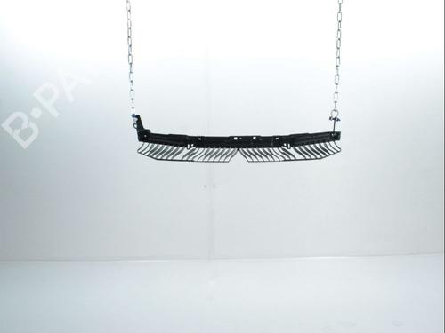 Used Rear bumper bracket VW POLO VI (AW1, BZ1, AE1) 1.0 TSI (116 hp) 28258297