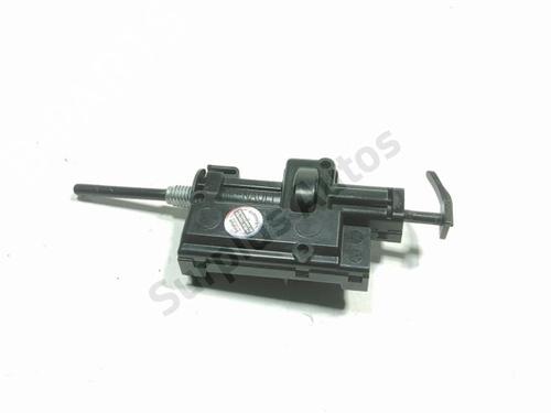 Used Fuel door actuator Fuel door actuator RENAULT MEGANE IV Hatchback (B9A/M/N_) 1.5 dCi 110 (B9A3) (110 hp) 39548056 39548056