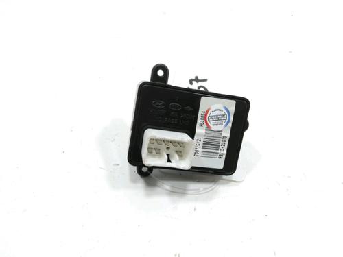 Right front window switch HYUNDAI i30 (FD) 1.6 CRDi | BP30994266I26 - Image 2