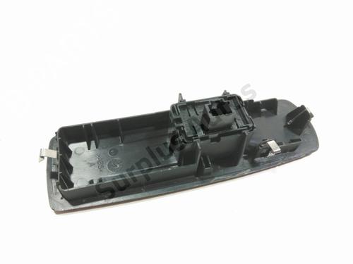 Interrupteur de vitre avant droite RENAULT MEGANE IV Hatchback (B9A/M/N_) 1.5 dCi 110 (B9A3) | BP28238811I26 