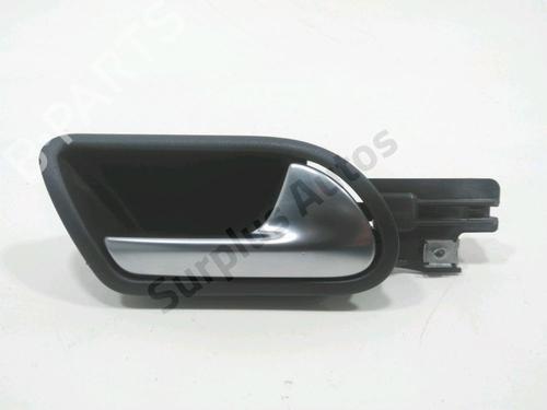 Used Rear right interior door handle Rear right interior door handle 37779811 37779811