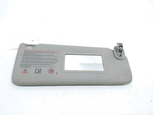 Used Right sun visor Right sun visor 31002719 31002719