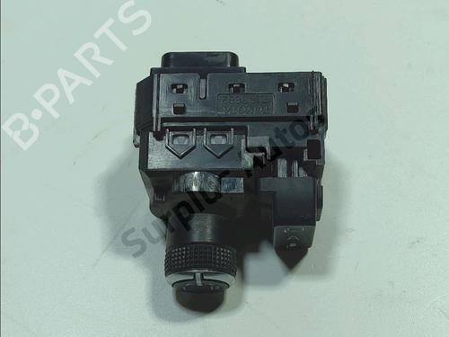 Mirror switch TOYOTA COROLLA Hatchback (_E21_, _EA1_, _EH1_) 1.8 Hybrid (ZWE211, ZWE219) | BP38104575I25 - Image 2