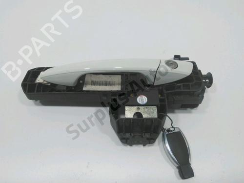 front-left-exterior-door-handle-mercedes-benz-b-class-sports-tourer-w246-w242-2011-2012-2013-2014-2015-2016-2017-2018-32202770 main image