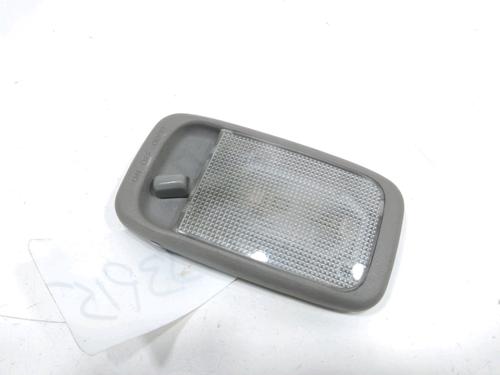 Innerbelysning Innerbelysning TOYOTA COROLLA Liftback (_E11_) 1.4 (ZZE111_, ZZE111R) (97 hp) 31003180 31003180