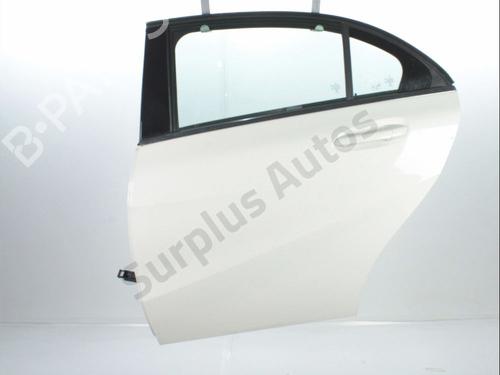 Dør venstre bak MERCEDES-BENZ A-CLASS (W176) A 200 (176.043) (156 hp) 32311225