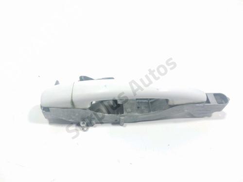Used Front right exterior door handle PEUGEOT 208 I (CA_, CC_) 1.6 HDi (92 hp) 30450126