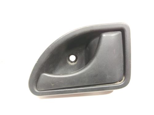 Used Front right interior door handle Front right interior door handle 29858170 29858170