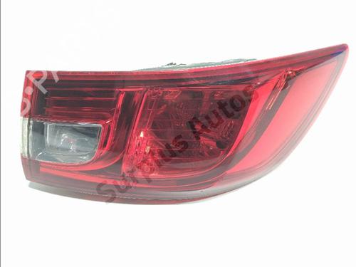 right-taillight-renault-clio-iv-bh_-2012-2013-2014-2015-2016-2017-2018-2019-2020-2021-32655527 main image
