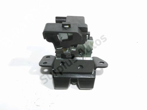 Used Tailgate lock KIA SPORTAGE III (SL) 1.7 CRDi (116 hp) 31694270