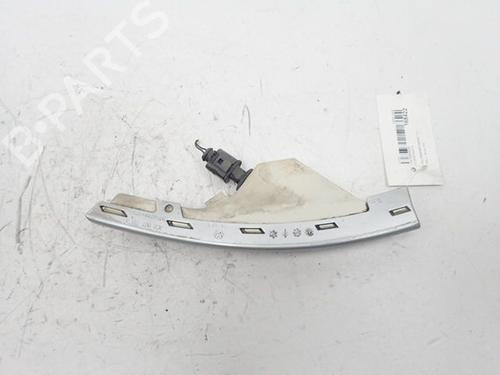Right front indicator VW PASSAT B6 (3C2) 1.9 TDI | BP37786369C33 - Image 3