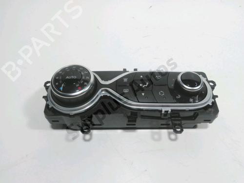 climate-control-renault-clio-iv-bh_-2012-2013-2014-2015-2016-2017-2018-2019-2020-2021-31350541 main image