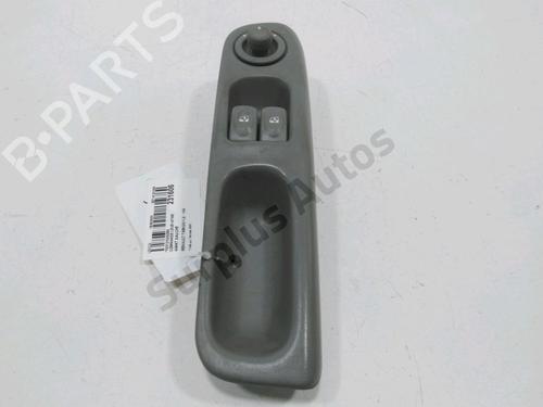 Used Left front window switch RENAULT TWINGO I (C06_) 1.2 16V (C06C, C06D, C06K) (75 hp) 30999186