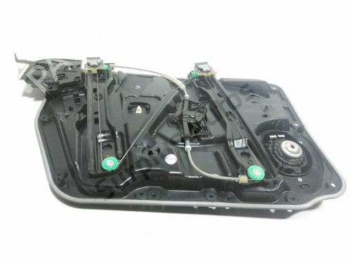 Rudehejsemekanisme Højre foran MERCEDES-BENZ A-CLASS (W176) A 180 (176.042) (122 hp) 28240333