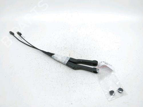 Used Front windshield wiper arm Front windshield wiper arm LAND ROVER FREELANDER I (L314) 2.0 DI 4x4 (98 hp) 31007537 31007537