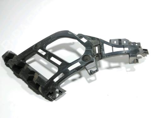 Used Rear bumper bracket PEUGEOT 3008 II SUV (MC_, MR_, MJ_, M4_) 1.6 BlueHDi 120 (120 hp) 28258632