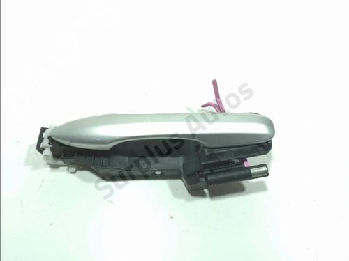 rear-right-exterior-door-handle-toyota-corolla-estate-_e21_-2019-36695978 main image