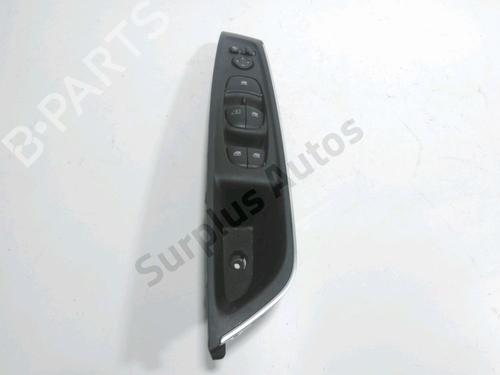 Used Left front window switch RENAULT KOLEOS II (HC_) 1.6 dCi 130 (130 hp) 31986871