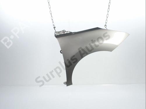 Used Right front fenders PEUGEOT 5008 (0U_, 0E_) 1.6 HDi (114 hp) 28235760