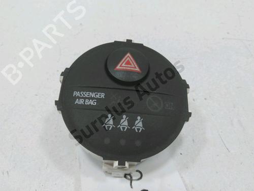 Used Warning switch Warning switch TOYOTA YARIS (_P13_) 1.4 D (NLP130_, NLP130) (90 hp) 30990299 30990299