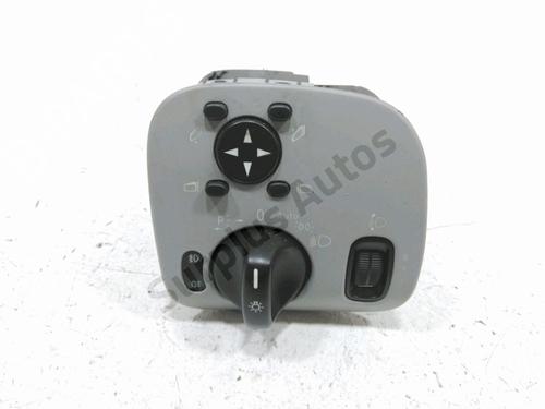 Used Headlight switch MERCEDES-BENZ C-CLASS Coupe (CL203) C 180 Kompressor (203.746) (143 hp) 30989239