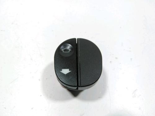 Used Right front window switch Right front window switch 28238578 28238578
