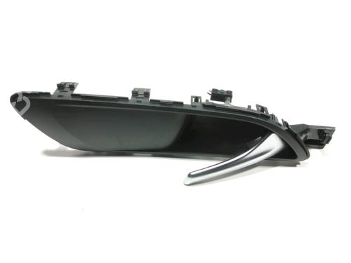 Used Front right interior door handle MERCEDES-BENZ A-CLASS (W176) A 180 CDI / d (176.012) (109 hp) 28242618