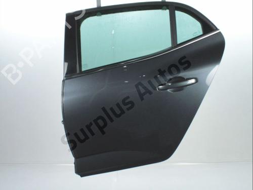 left-rear-door-renault-megane-iv-hatchback-b9amn_-2015-31846043 main image