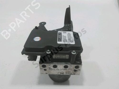ABS Bremseaggregat TOYOTA AURIS (_E15_) 1.4 D-4D (NDE150_, NDE150R) (90 hp) 30987704