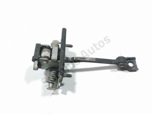 Used Hinge/Door check strap Hinge/Door check strap CITROËN C4 II (NC_) 1.2 THP 130 (NCHNYM, NCHNYT) (130 hp) 33281447 33281447