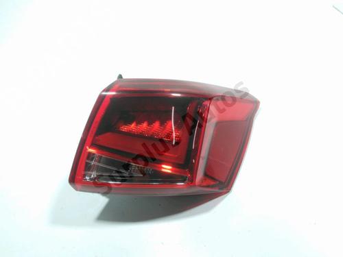 Used Right taillight SEAT ARONA (KJ7, KJP) 1.0 TSI (116 hp) 30633202