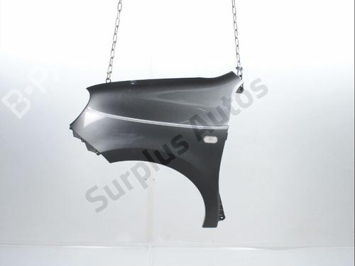 Used Left front fenders Left front fenders 37167874 37167874